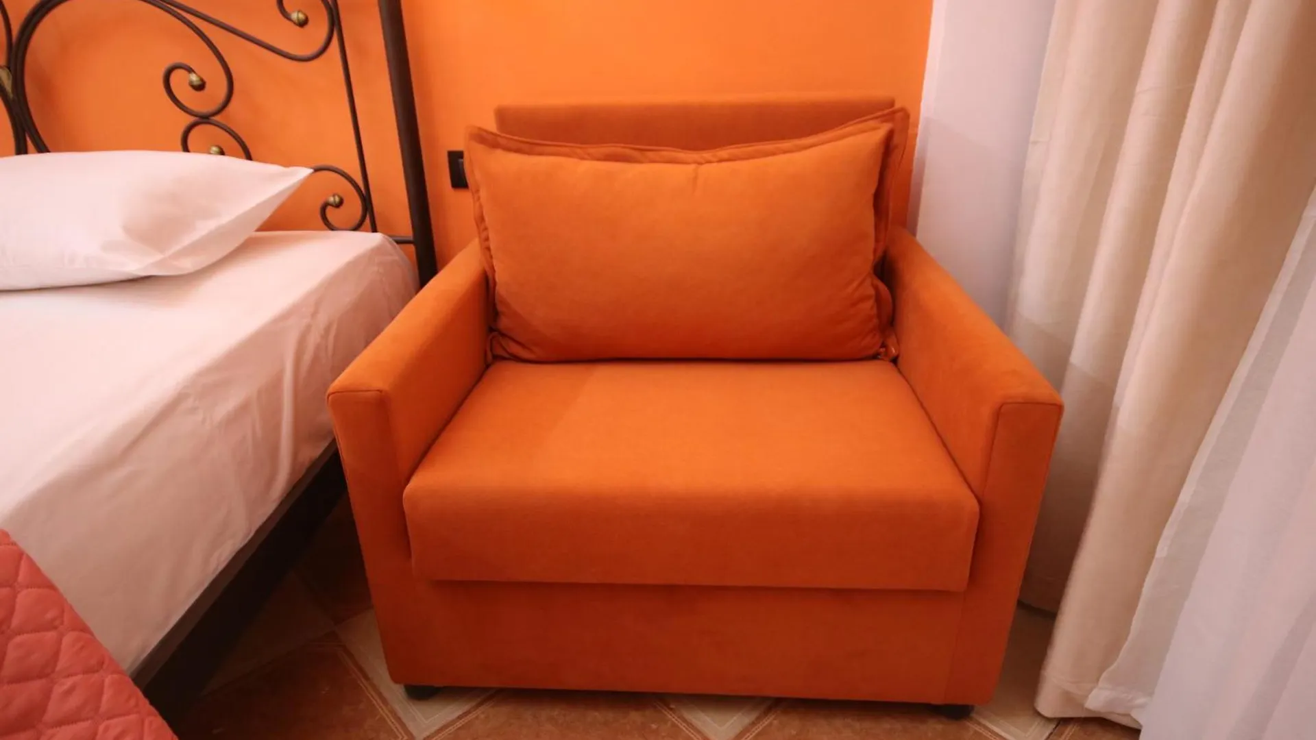 Ameli Apartments ヒマラ ホテル