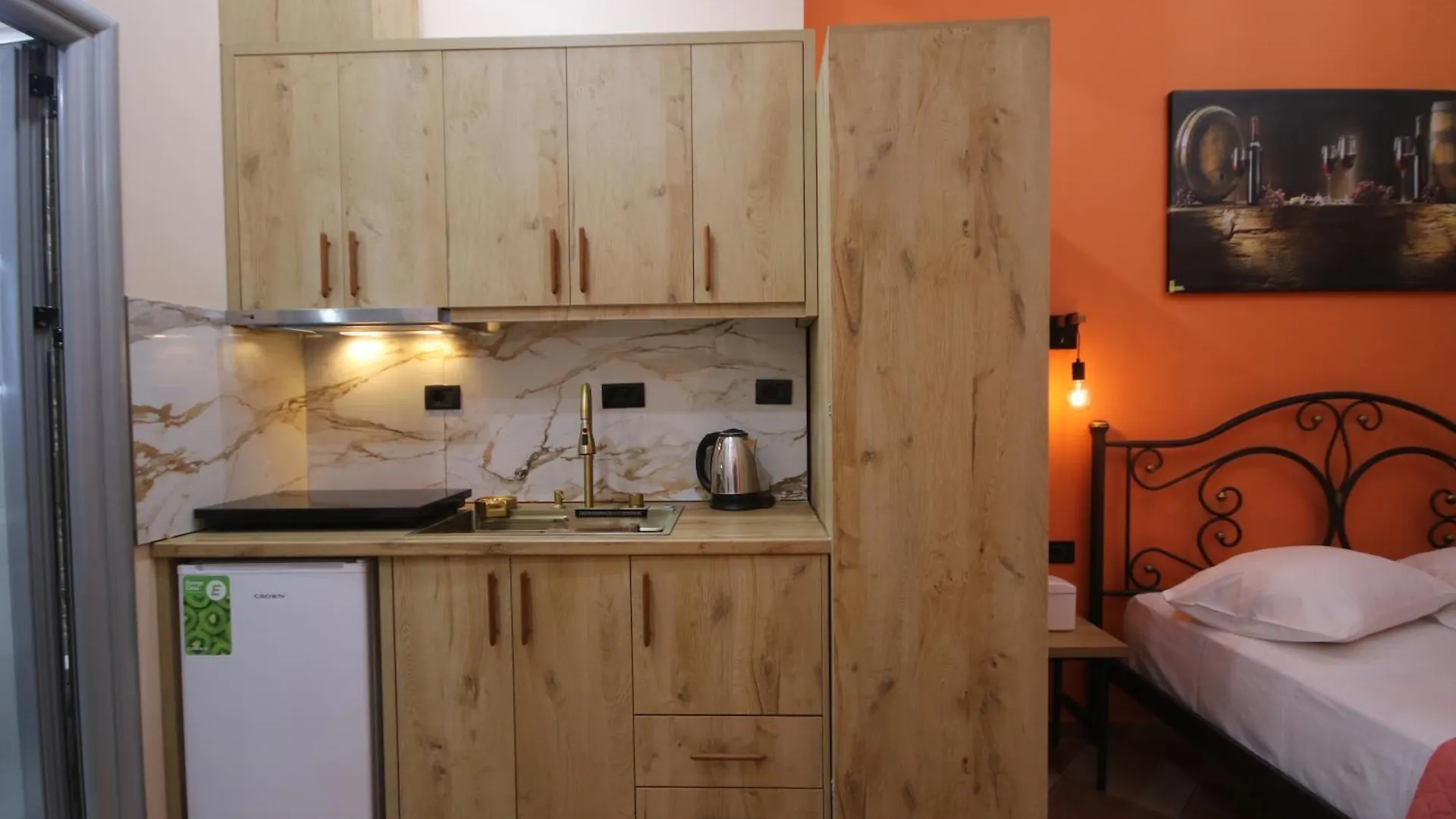 Ameli Apartments ヒマラ 0*,