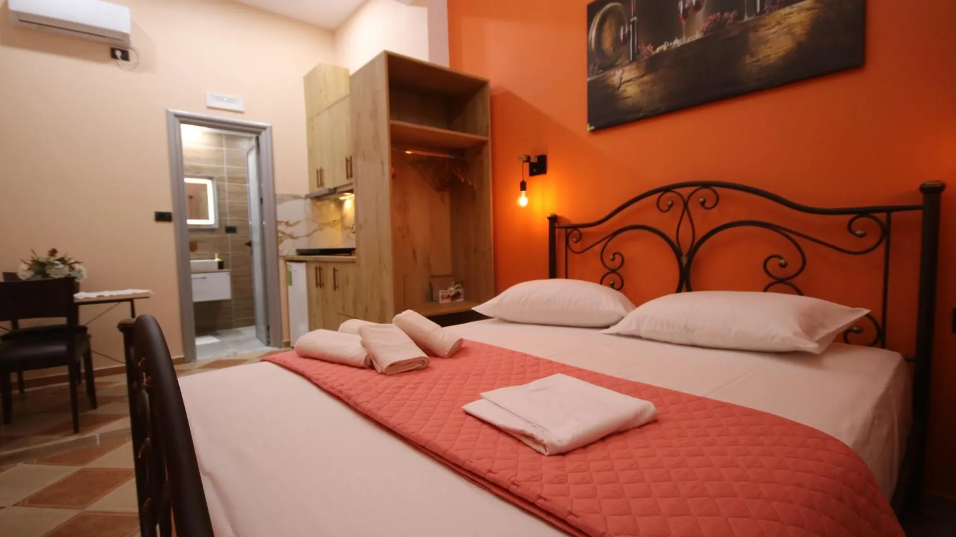 Ameli Apartments 히마레 호텔